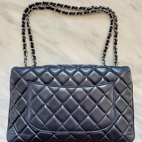Chanel navy blue Flap Bag Quilted Lambskin - Picture 6 of 15